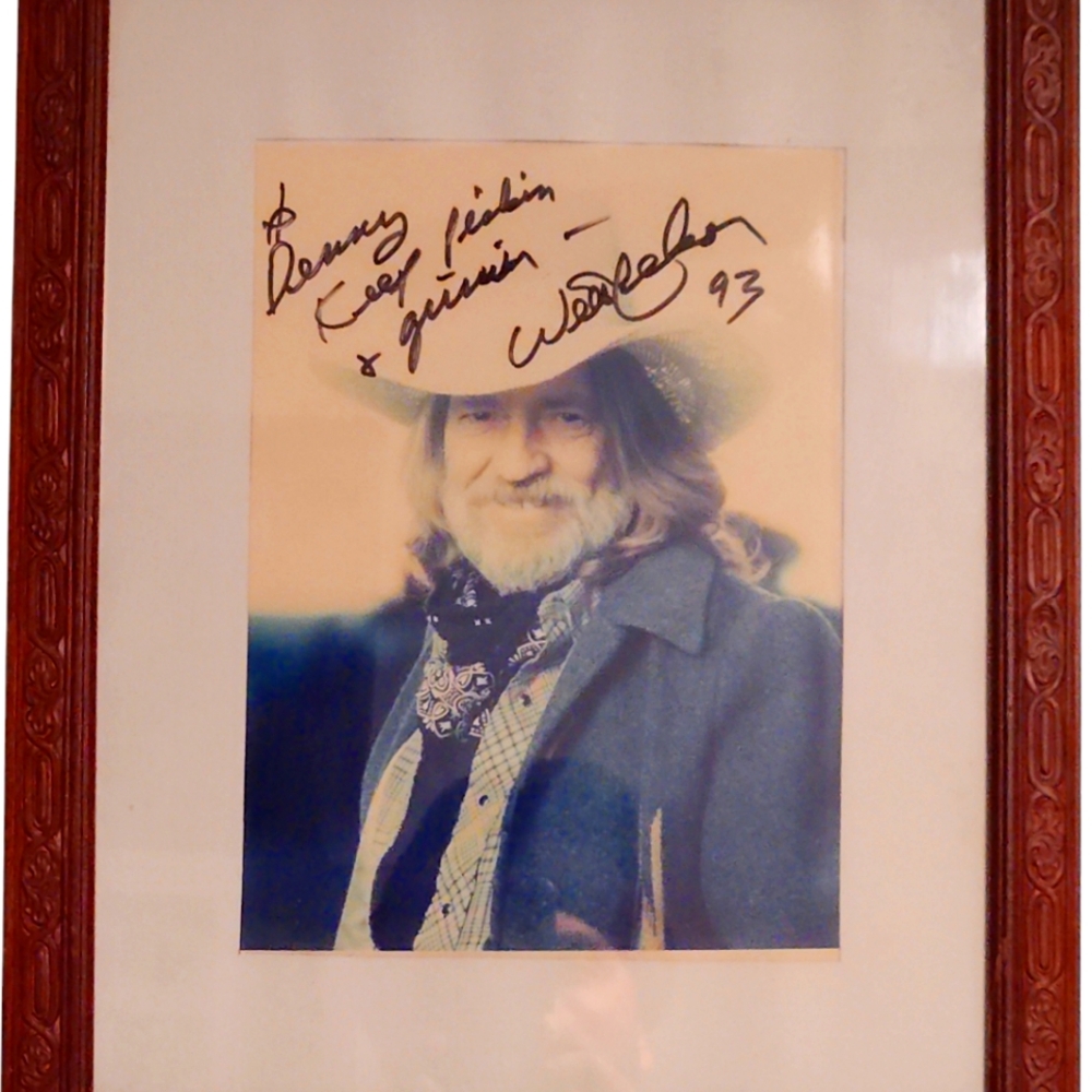 Willie Nelson Autographed Country Music 8x10 Photo Frame 13×16